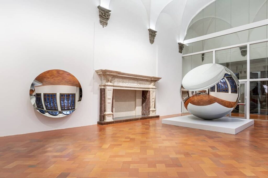 Anish Kapoor. Untrue Unreal
