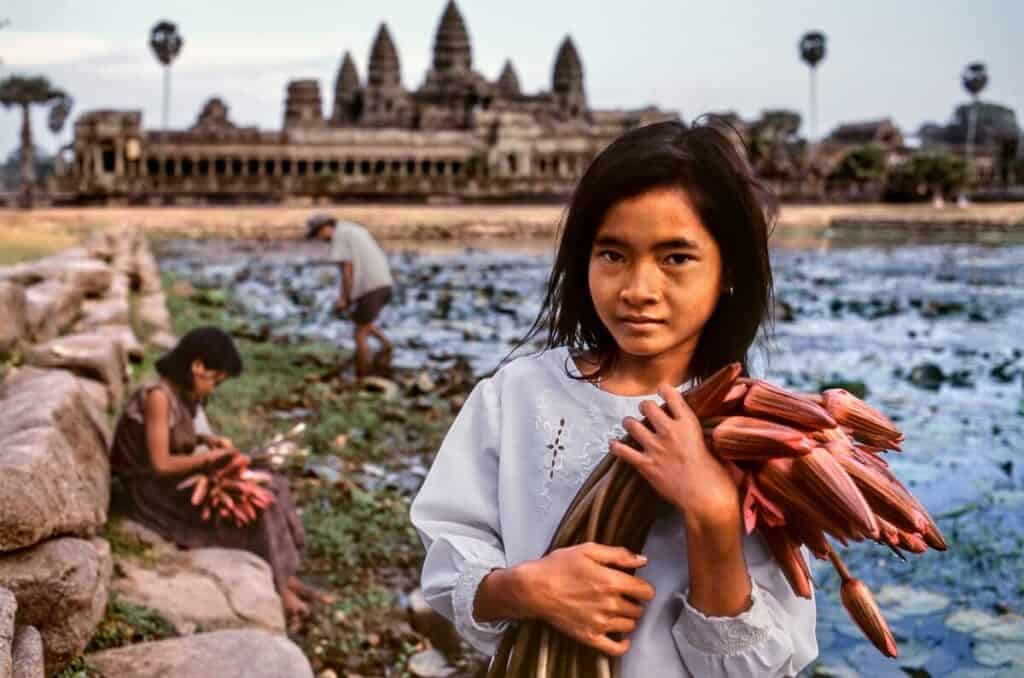 Children by Steve McCurry at Museo degli Innocenti