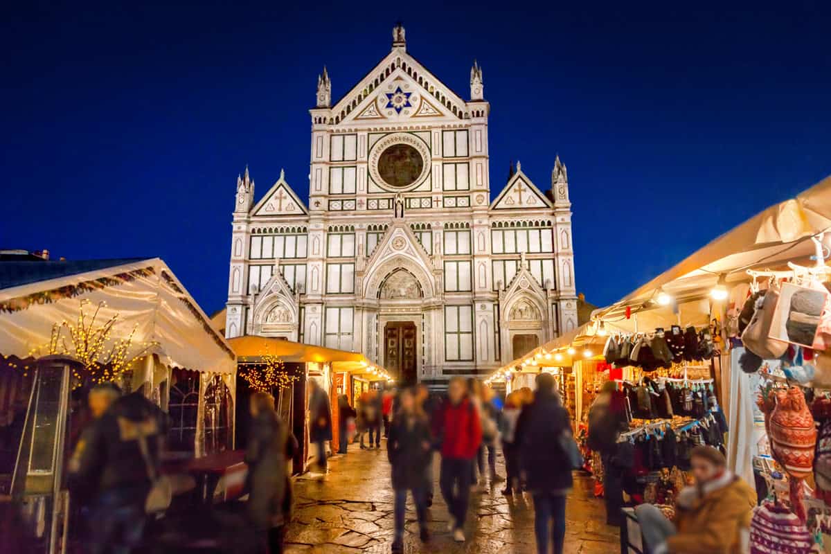 santa-croce-christmas-market-florence