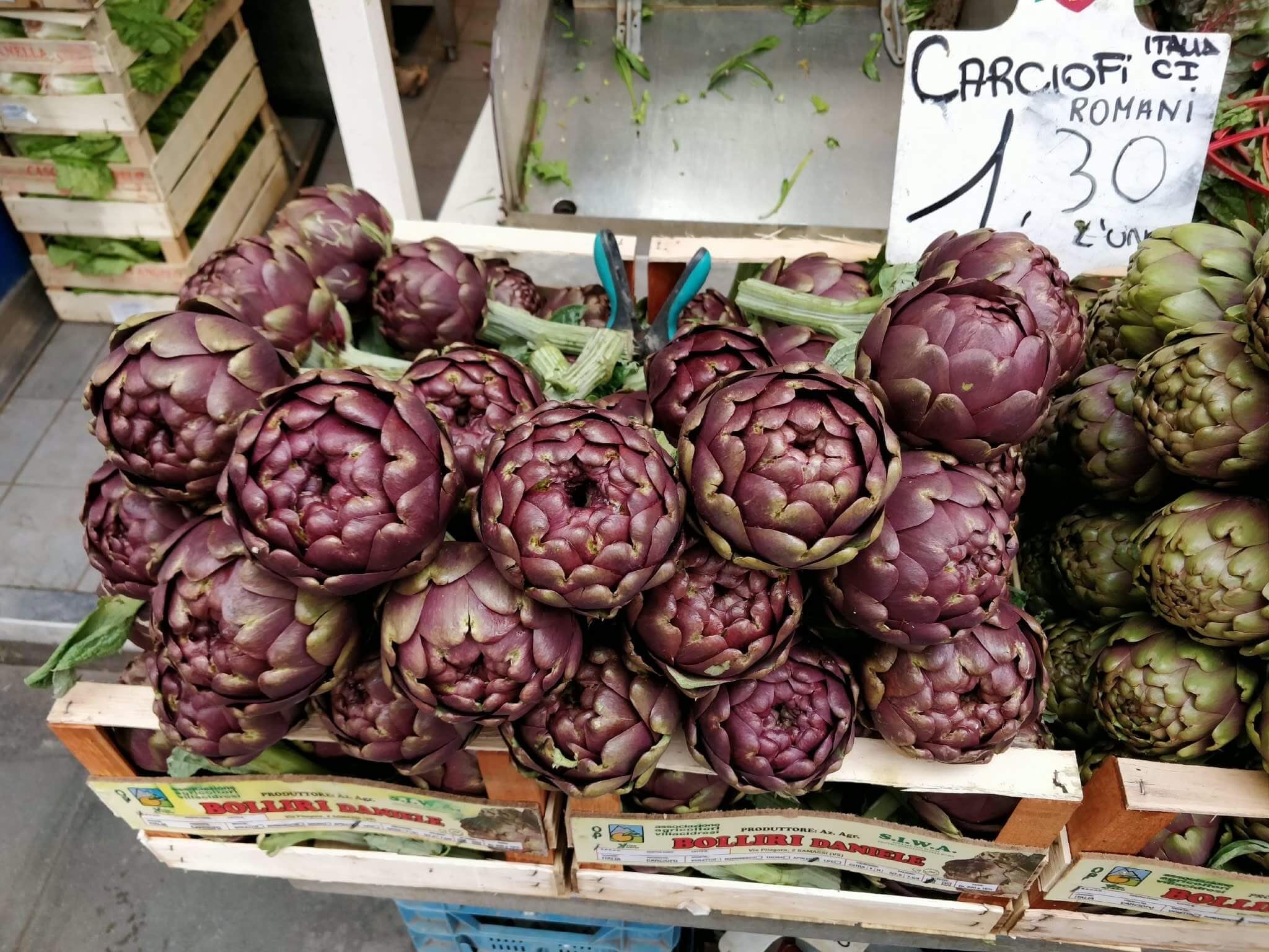 Testaccio walking tour with Mercato Testaccio Tastings