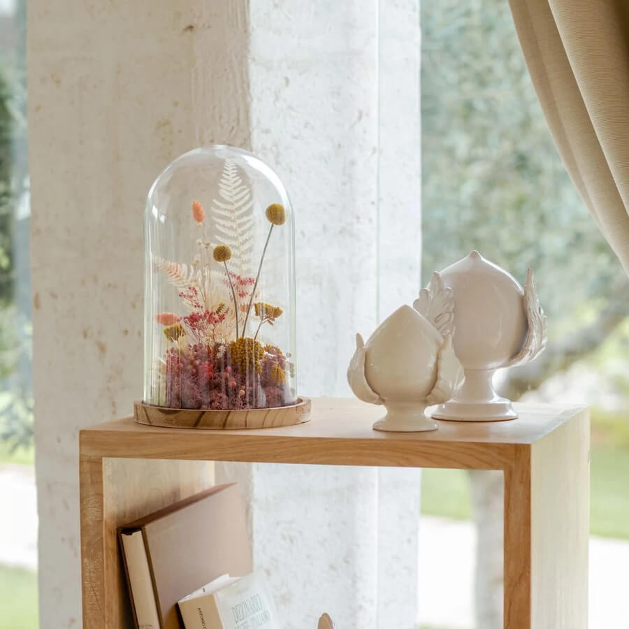 Glass dome with stabilized flowers L