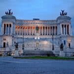 Tour di Roma all'alba con autista privato