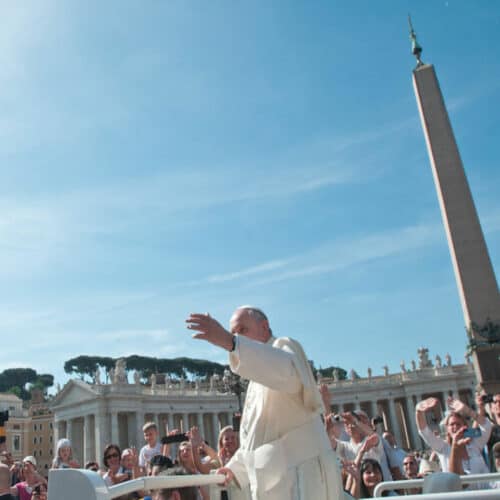 Papal Audience Experience Tickets with Expert Guide Included