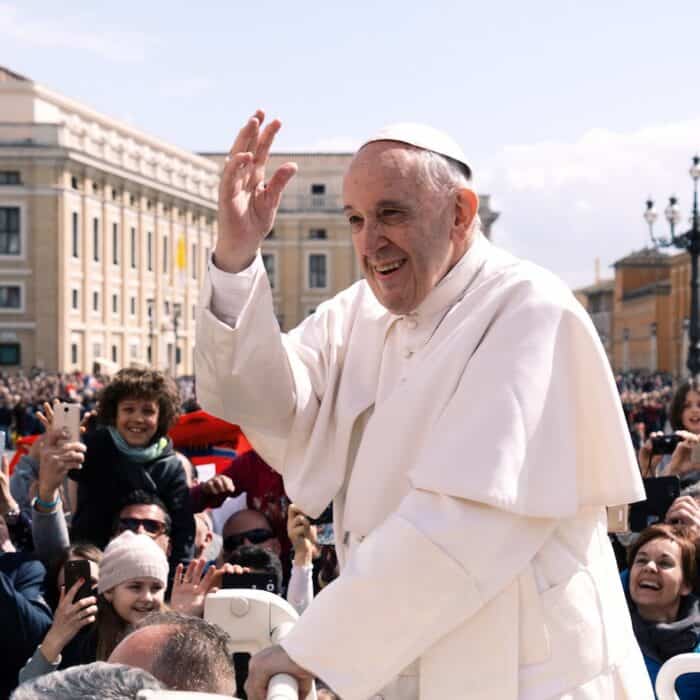 Papal Audience Experience Tickets with Expert Guide Included