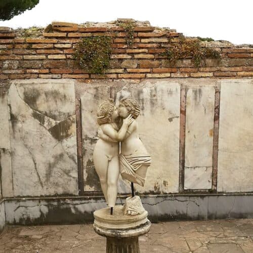 Walking tour of Ostia Antica and Borghetto