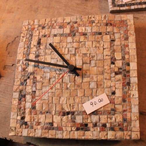 Working mosaic tile clock