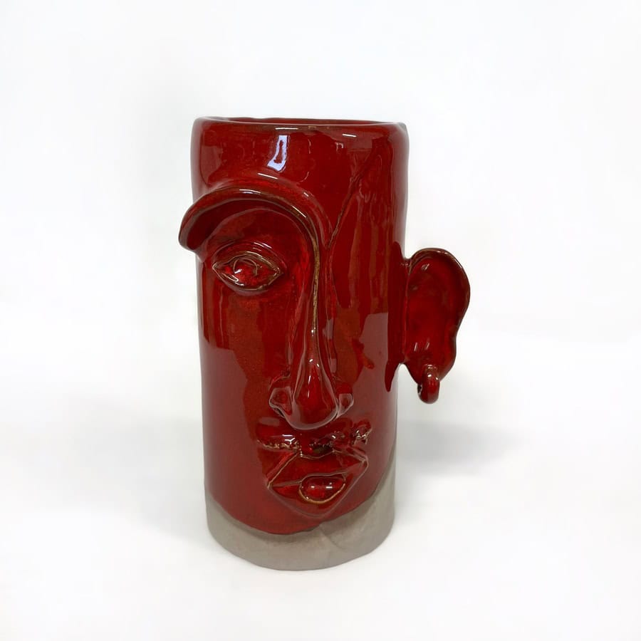 Stralunati Vases