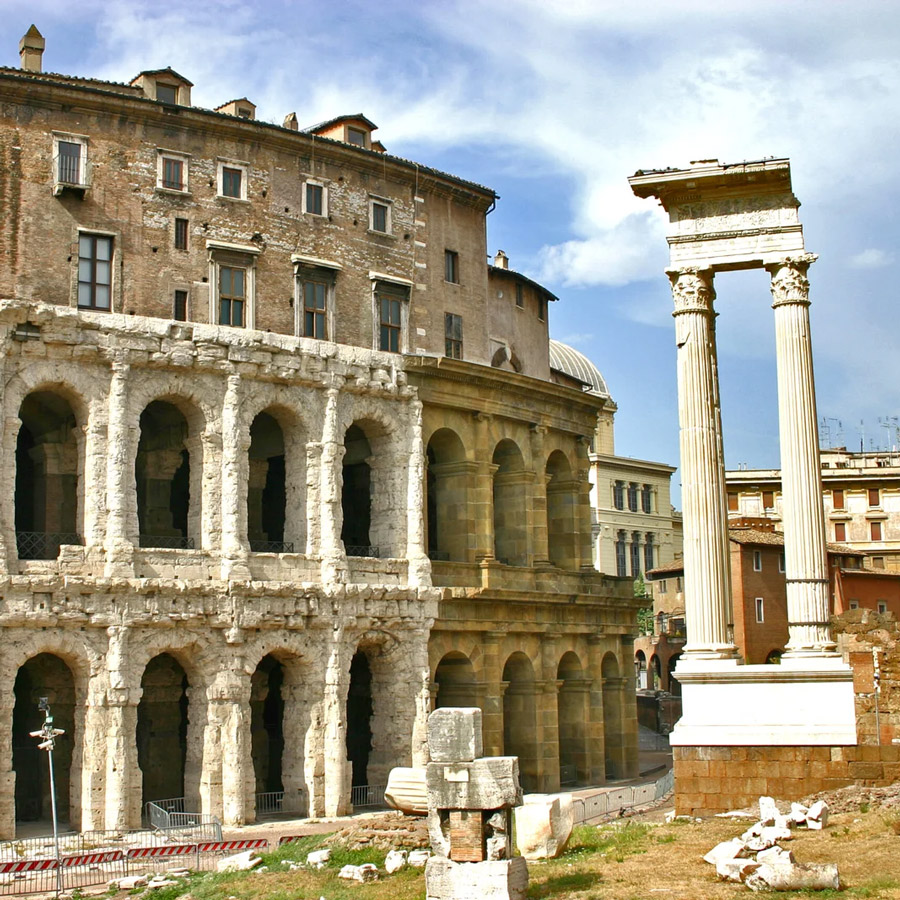 Roma-teatro_di_marcello-scaled