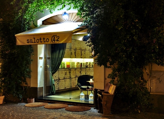 Salotto 42 Piazza di Pietra Rome