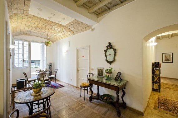 La Scalinatella Bed and Breakfast Rome Monti