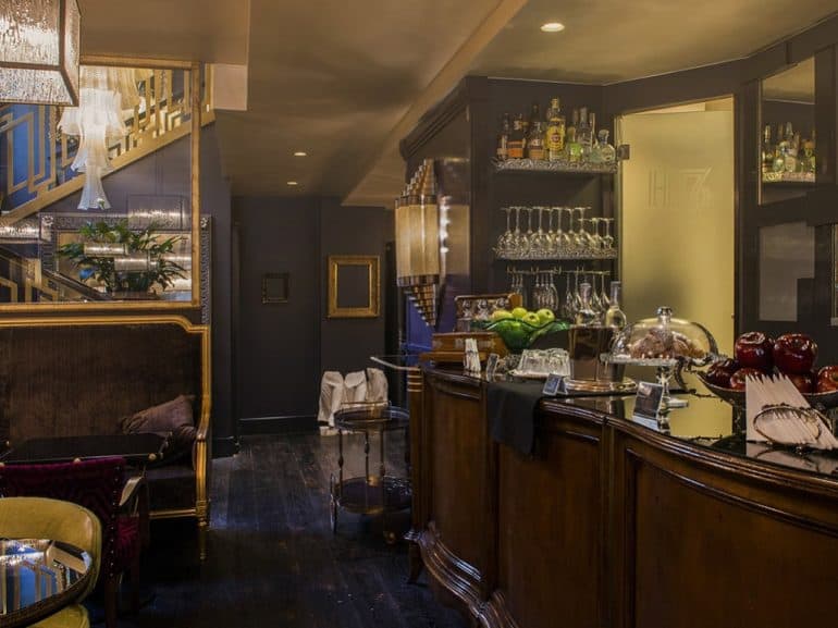 ht6 hotel bar