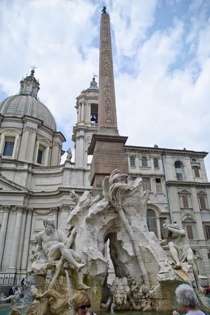 fontana-dei-quattro-fiumi-bernini-rome