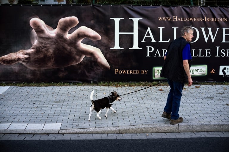 VIA! Street Photography from Hamburg to Palermo