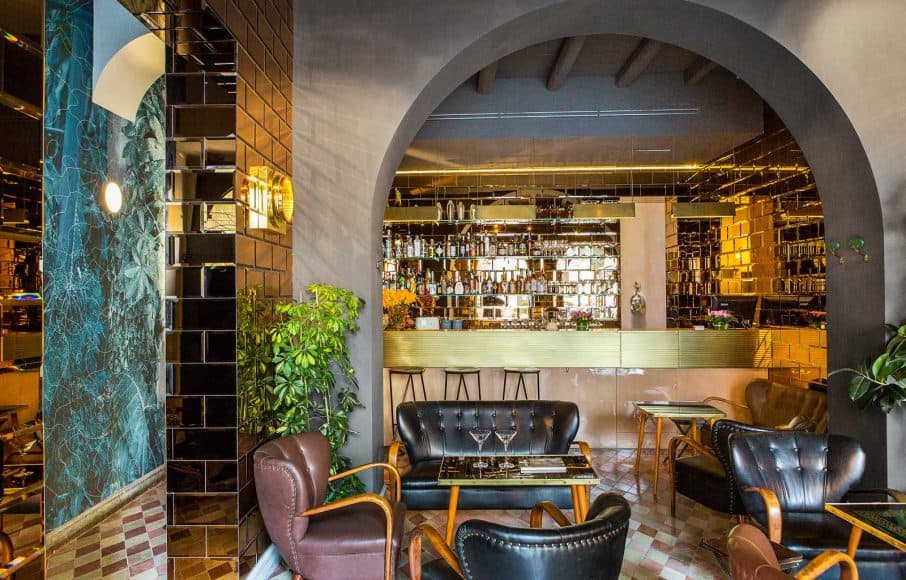 g-bar at the g-rough Rome