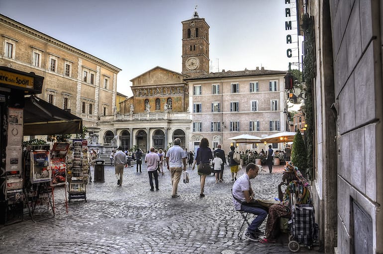 The Ultimate Guide to Rome’s Trastevere Neighbourhood. Best restaurants, bars and things to do in Trastevere.