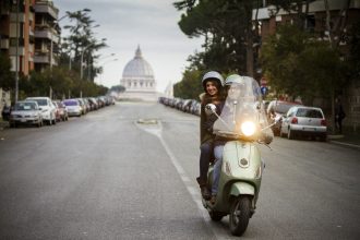 Scooterino Experencies - Tour Rome by Vespa