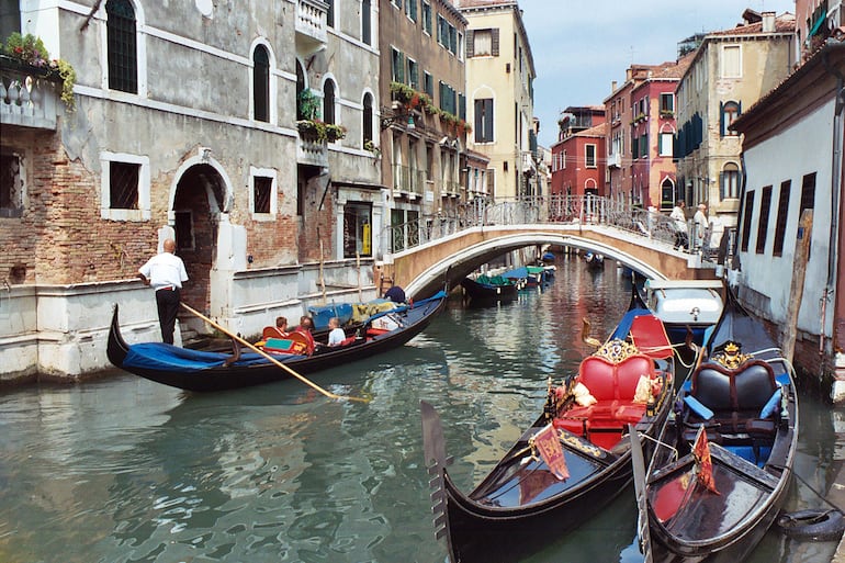 Visit Venice Carnival