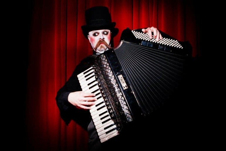La Conventicola degli Ultramoderni Rome- Variety Shows and Italian Songs