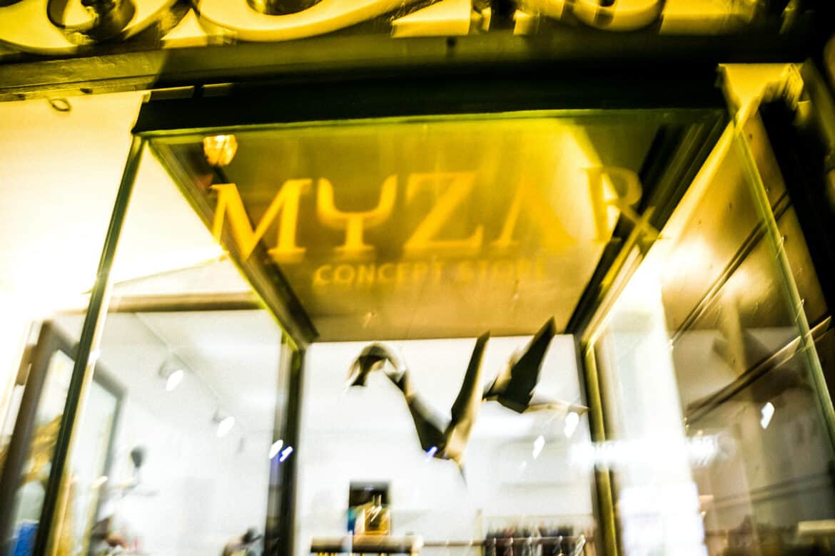 myzar_womenswear_accessories_rome