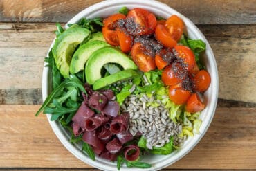 fratelli de luca salad & juice bar in rome prati