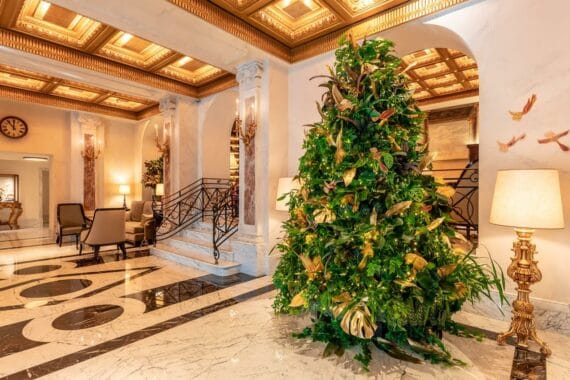 Festive Afternoon Tea with an Italian Touch at Rome's Hotel Eden