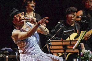 DEE-DEE-BRIDGEWATER1