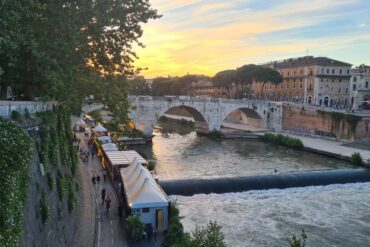As if the atmosphere in Rome could not get any more perfect, Lungo il Tevere electrifies Roman nightlife with its 18th edition.