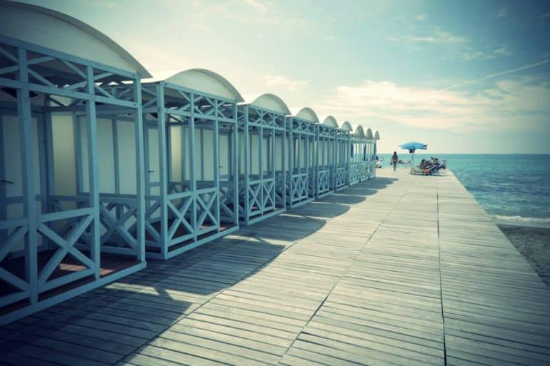 Via Della Pineta Di Ostia Under The Summer Sun: A Day Trip To Ostia - Romeing