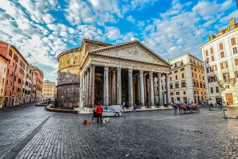 visita il pantheon di roma