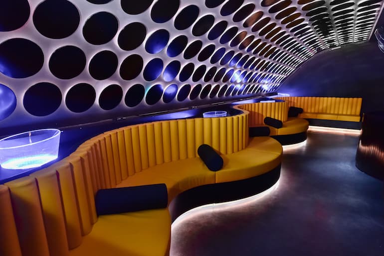 Shari Vari: Bistrot and Dance Club in Rome's Centro Storico