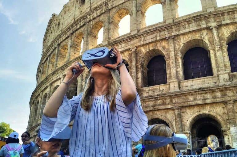 Virtual reality tour of the Colosseum