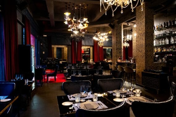 Red Square: food and dancing in Via Veneto