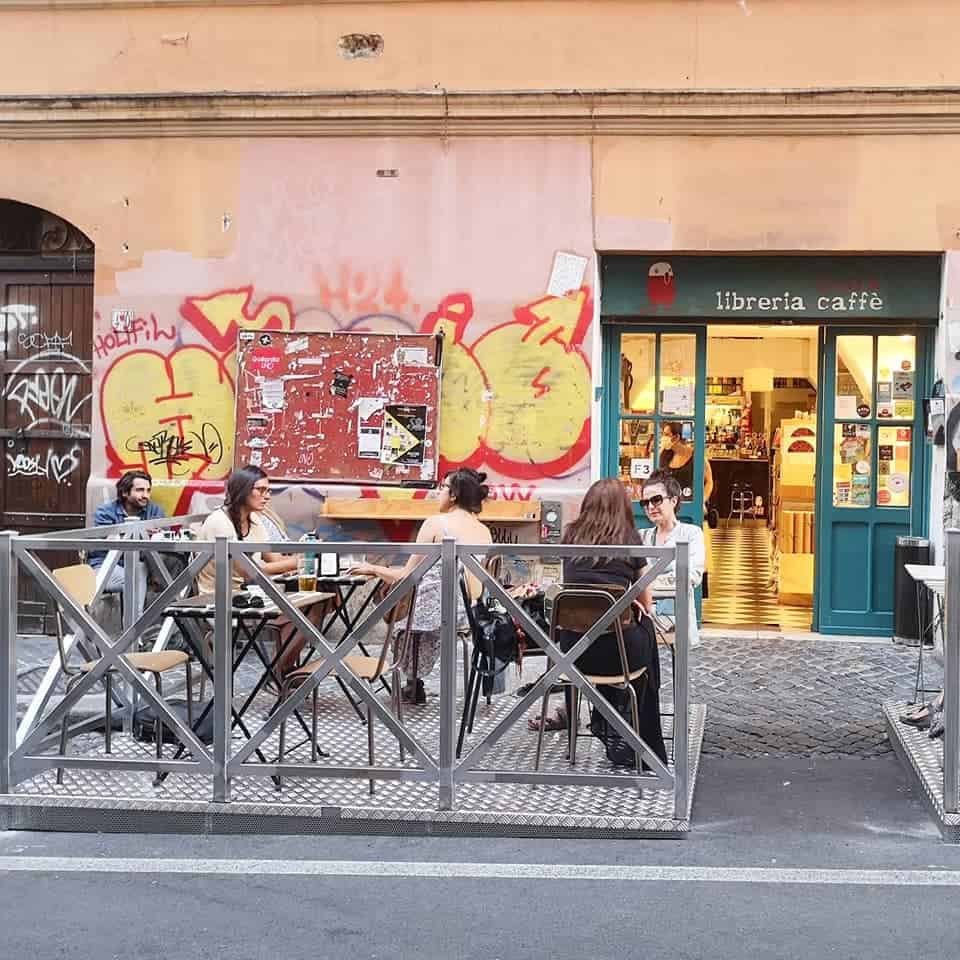 giufa libreria cafe