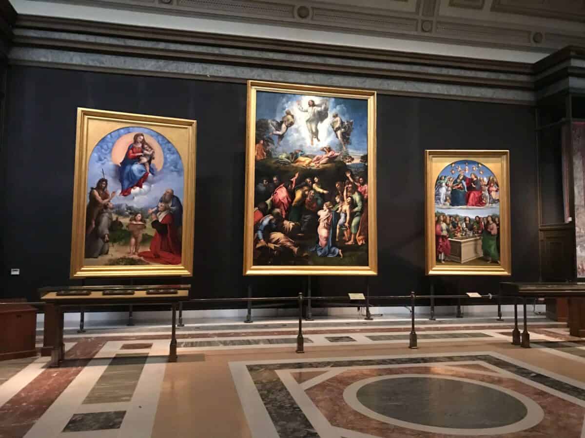 Pinacoteca Vaticana, Sala VIII - RAFFAELLO