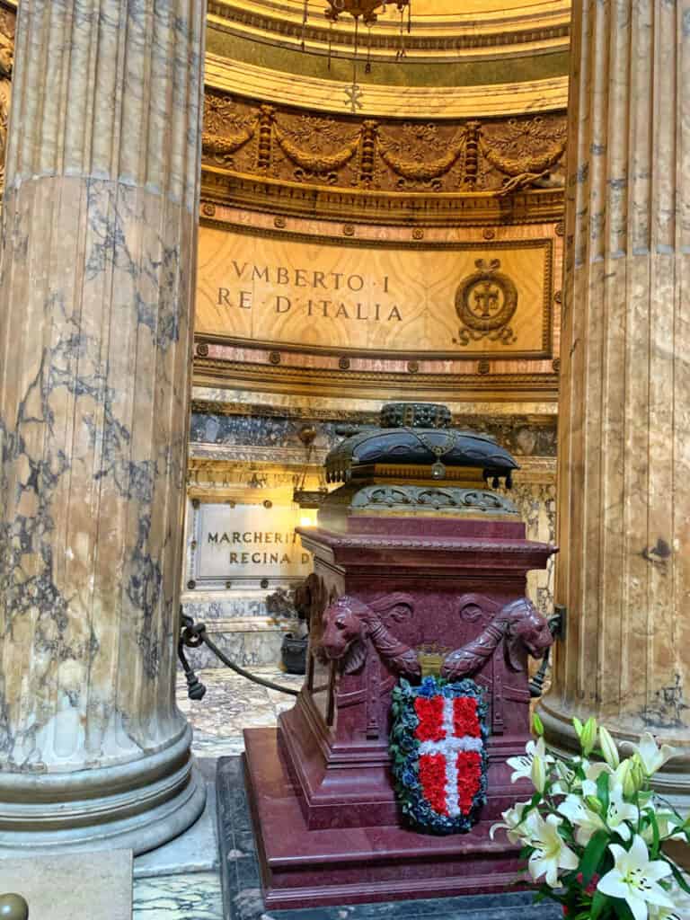 Who is buried in the Pantheon?