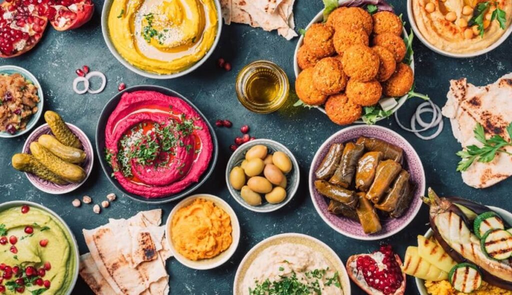 Huda, ripieno di stufato di carne zighinì