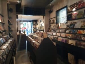 welcome to the jungle record store rome