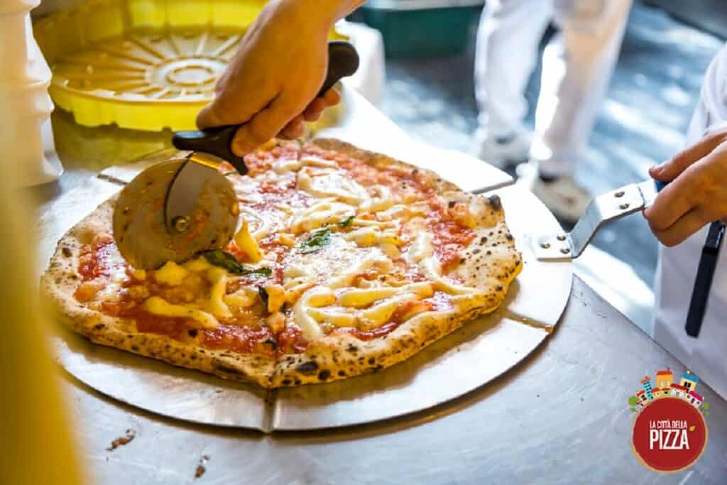 La città della Pizza-The city of Pizza