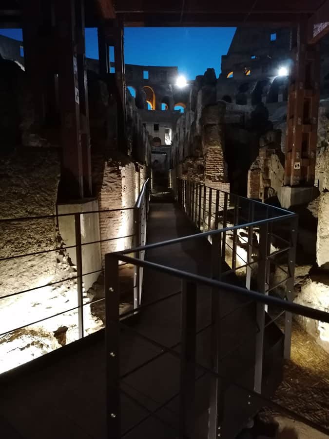 Luna sul Colosseo - Visit Colosseum at night