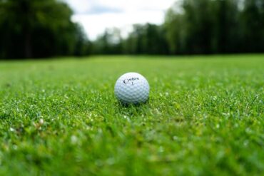 Where can you play golf in Rome? There are several fields and courses both in the city center and outside of it.
