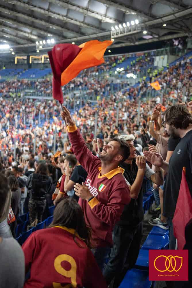 AS ROMA AND THE OLYMPIC STADIUM: A JOURNEY INSIDE THE ROMAN FOOTBALL CULTURE