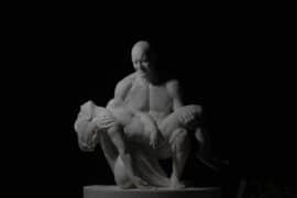 JAGO. The Exhibition: how static sculptures meet the pulsing rhythms of Rome