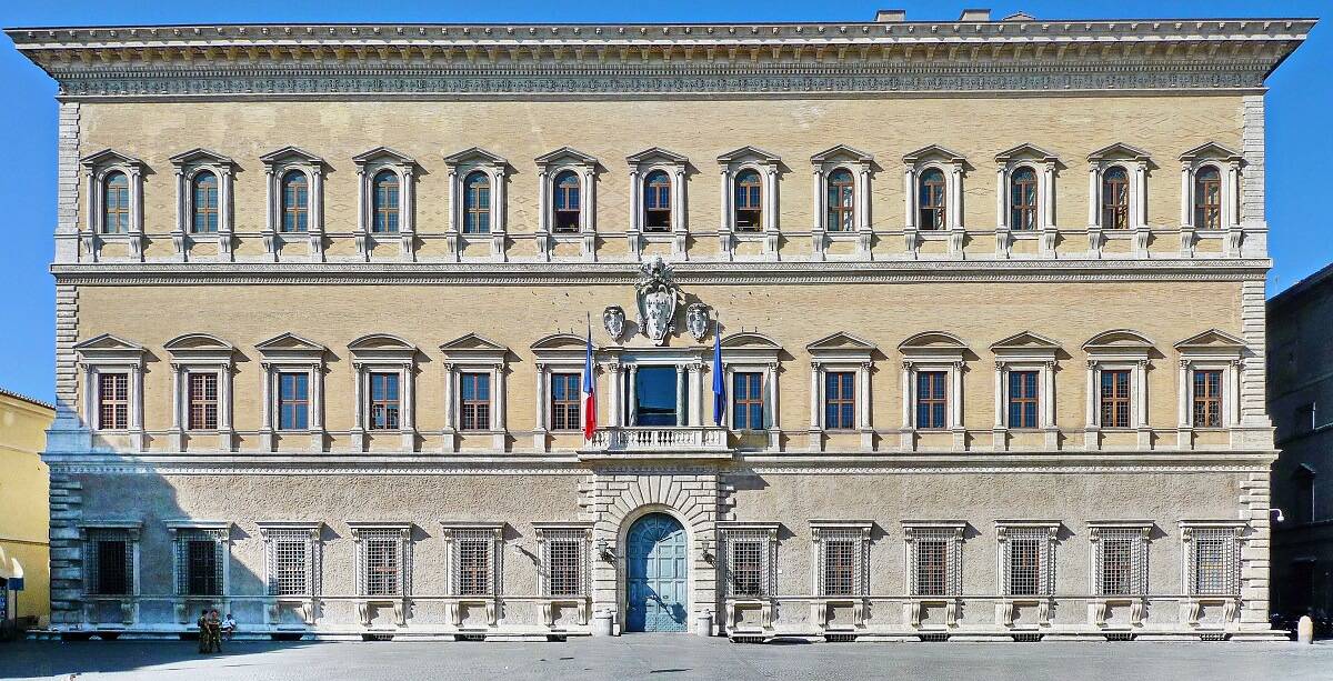 Rome's wonder: Palazzo Farnese - Romeing
