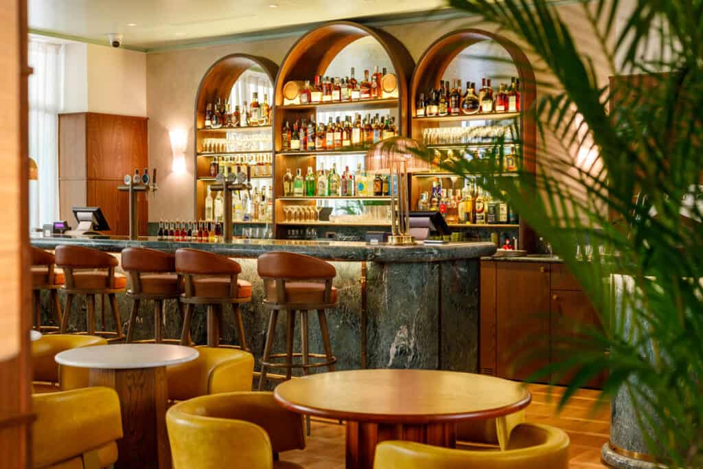 Beverly-Restaurant-roma