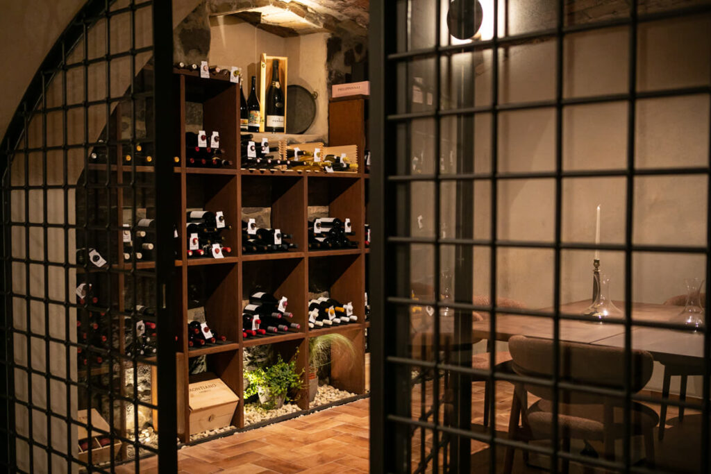 winery-at-pulejo-restaurant-rome
