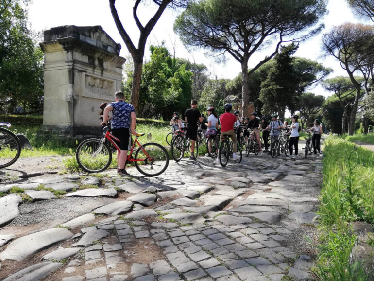 Guided-Tours-And-Bike-Rentals-In-The-Appia-Antica-Regional-Park