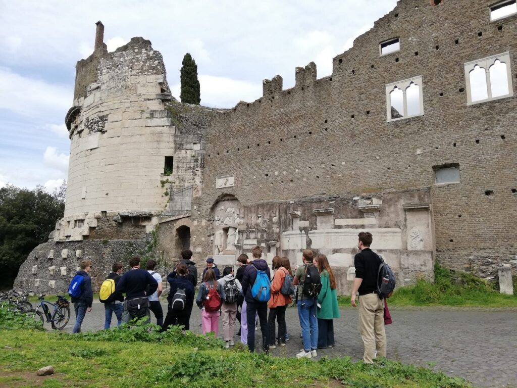 Discover all the activities offered by the Appia Antica Regional Park, an open-air museum nestled in nature.