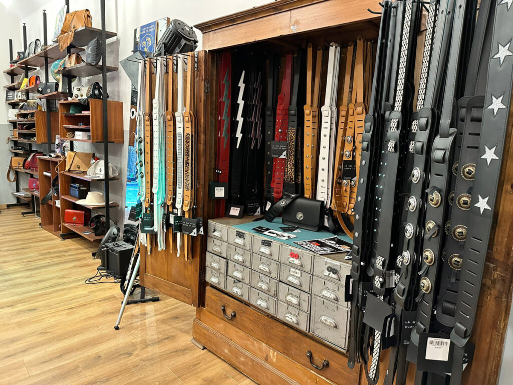 the-guitar-bag-concept-store-rome