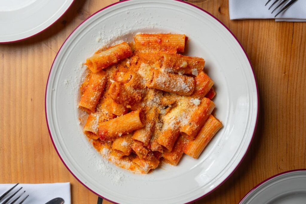 rigatoni alla amatriciani il cortile roma