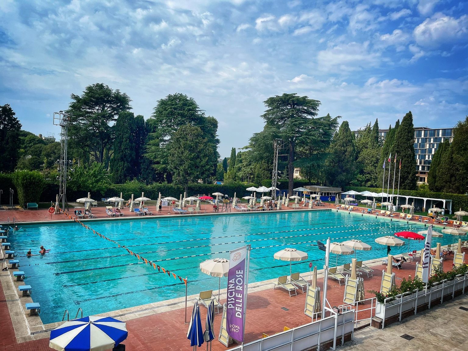 club piscina delle rose roma